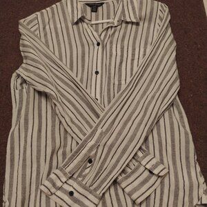 Lucky Brand long sleeved button-down shirt size S/P